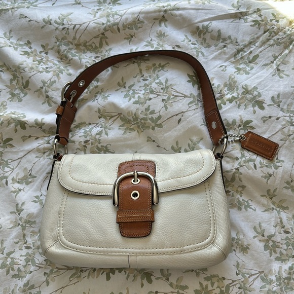 Coach Bag - Picture 1 of 11